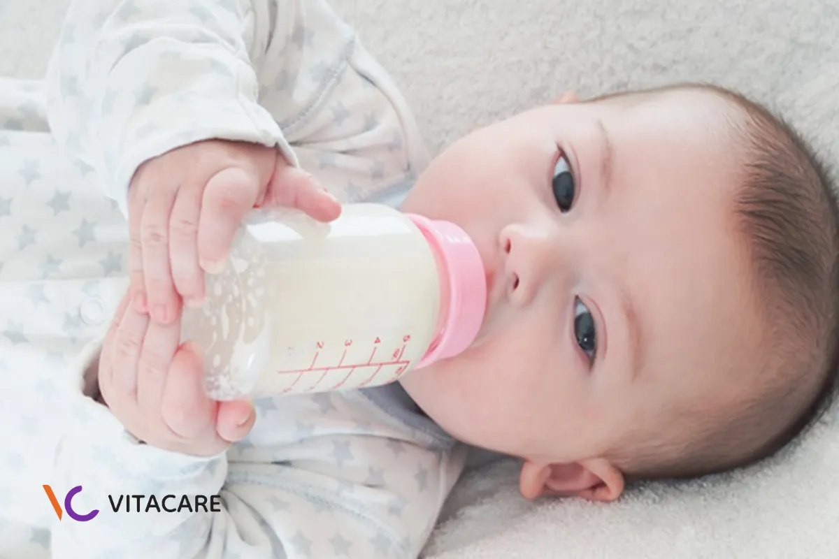 Mẹ nên làm gì khi bé biếng bú sữa công thức? Mẹ nên làm gì khi bé biếng bú sữa công thức?