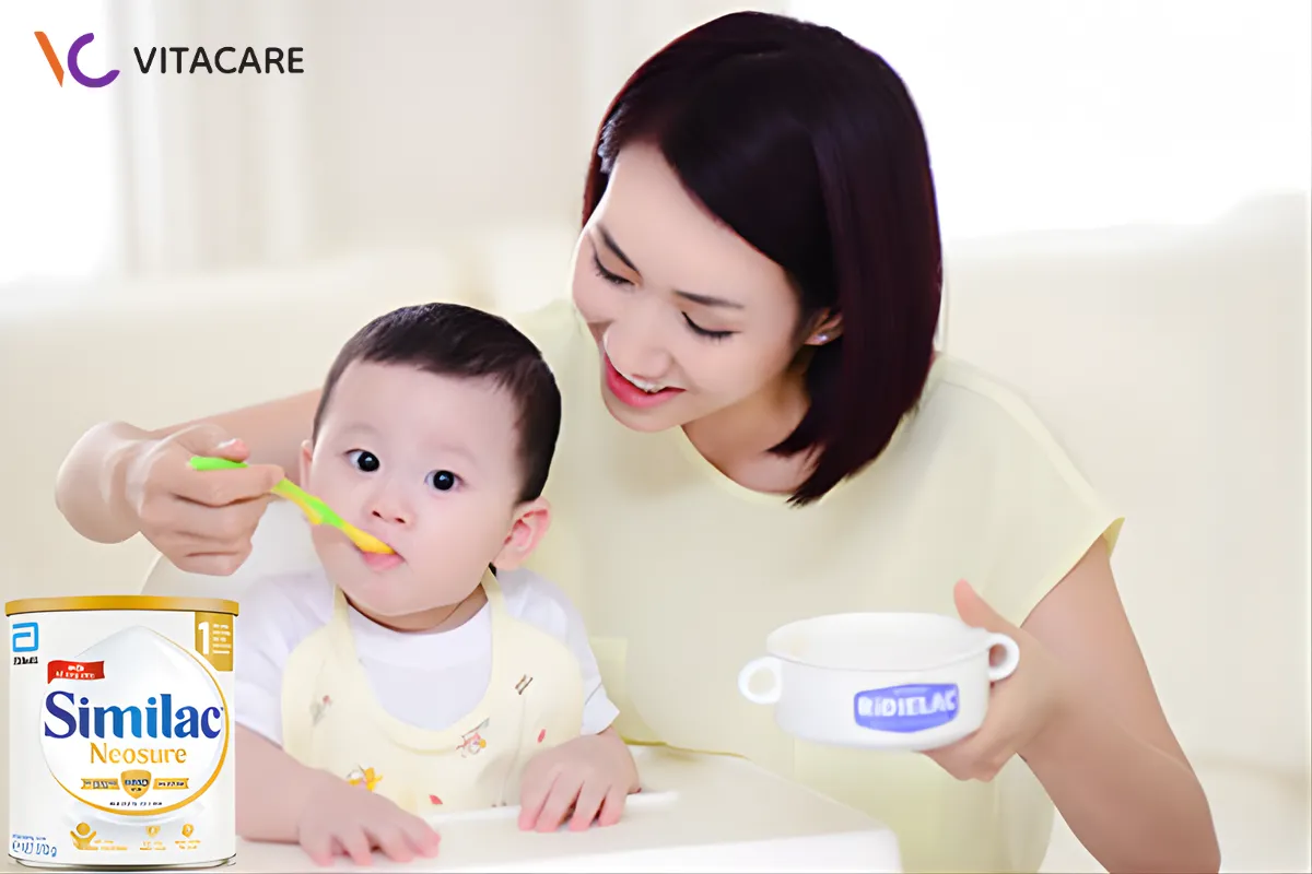 Sữa Similac thường có vị ngọt hơn, mùi sữa đậm hơn Sữa Similac thường có vị ngọt hơn, mùi sữa đậm hơn
