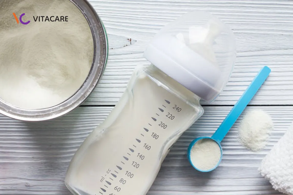 Không để trong tủ lạnh dễ khiến sữa hút ẩm, vón cục và mất mùi vị tự nhiên Không để trong tủ lạnh dễ khiến sữa hút ẩm, vón cục và mất mùi vị tự nhiên